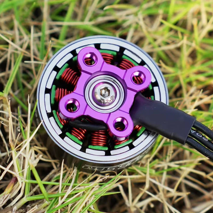 SpeedyBee BeeStorm 2306.5 Pro 1880KV Brushless Motor — 4-6S, 5" FPV Freestyle/Racing