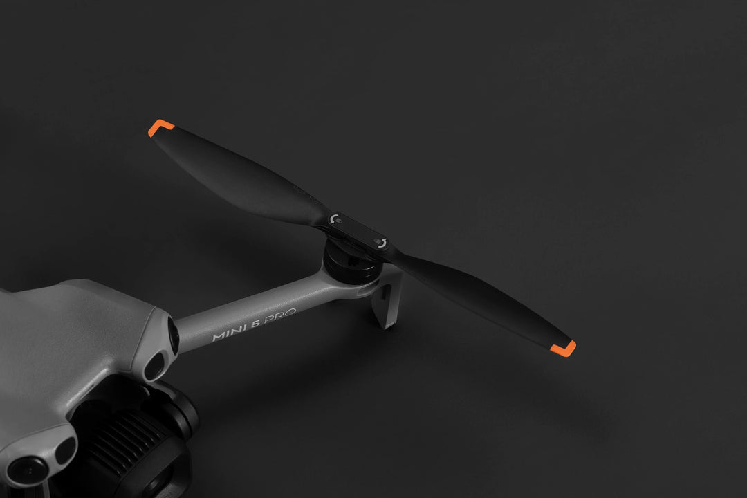 DJI Mini 5 Pro Propeller Guard — Snap-On, Magnetic Storage, 16g, 65mm Radius, Beginner & Indoor Flying Safety Accessory