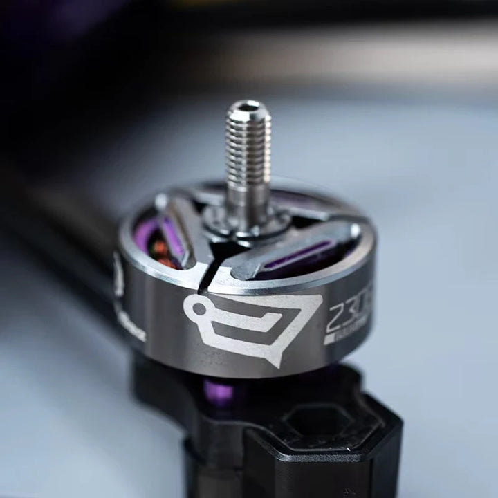 SpeedyBee BeeStorm 2306.5 Pro 1880KV Brushless Motor — 4-6S, 5" FPV Freestyle/Racing