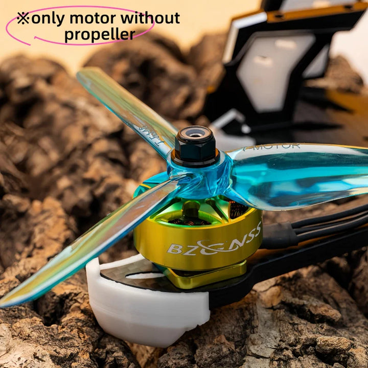 BZGNSS 2207 1960KV brushless Motor - 6S Turbo-Cooled for 5 inch FPV Racing Drones | Smooth Freestyle Performance (Gradient Camo)