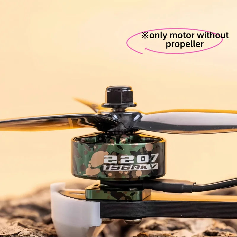 BZGNSS 2207 1960KV brushless Motor - 6S Turbo-Cooled for 5 inch FPV Racing Drones | Smooth Freestyle Performance (Gradient Camo)